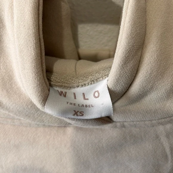 Wilo Cream Cozy Pullover Hoodie - Picture 6 of 7